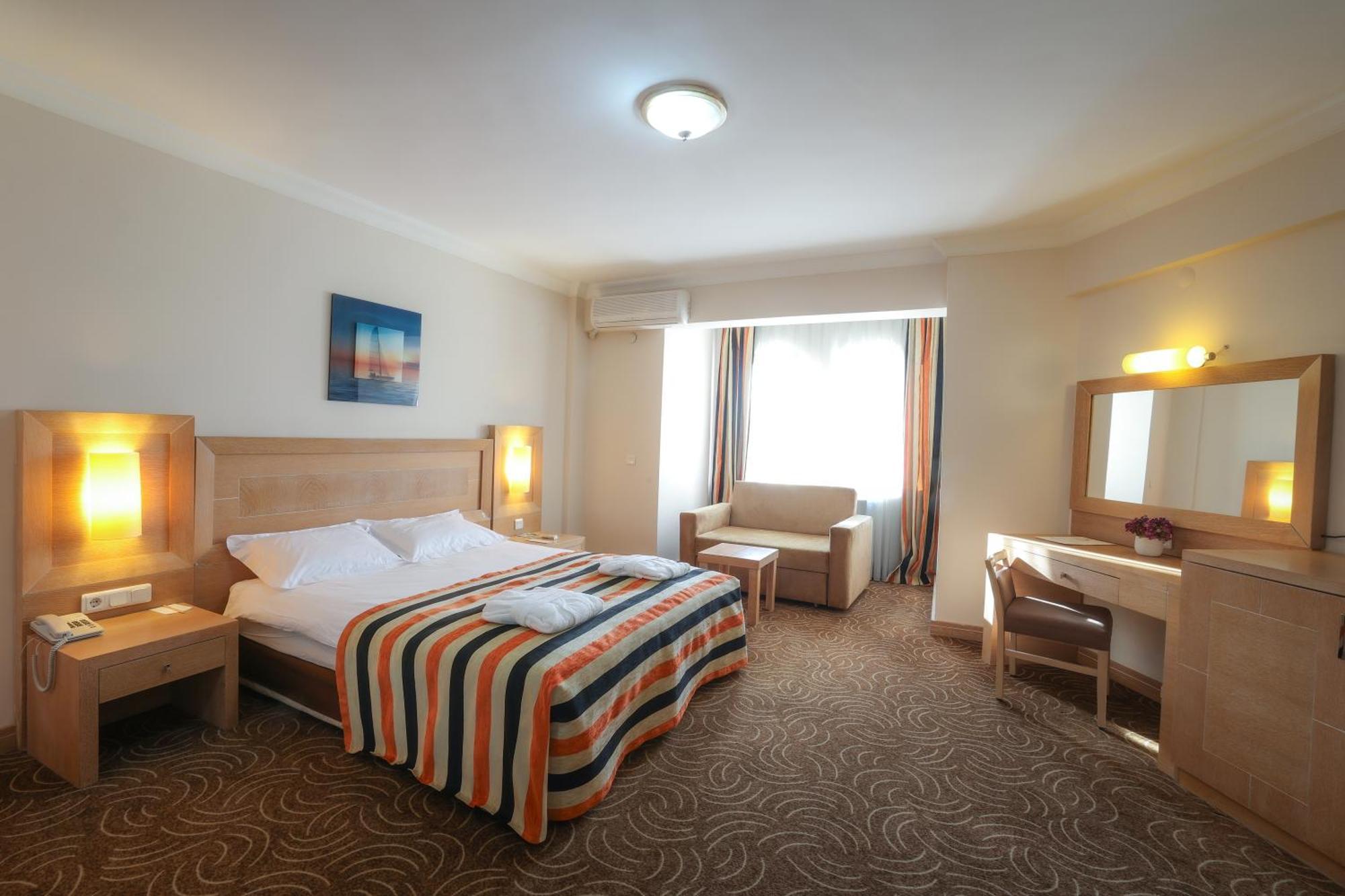Crystal Kaymakli Hotel & Spa Exterior photo