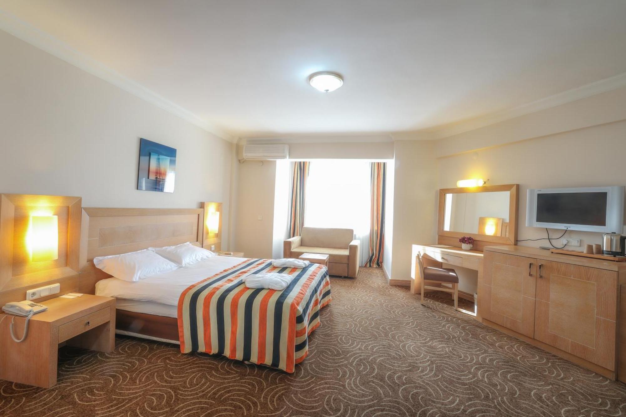 Crystal Kaymakli Hotel & Spa Exterior photo